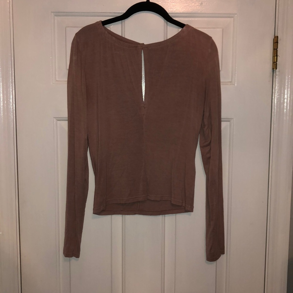American Eagle Key Hole Long Sleeve Top